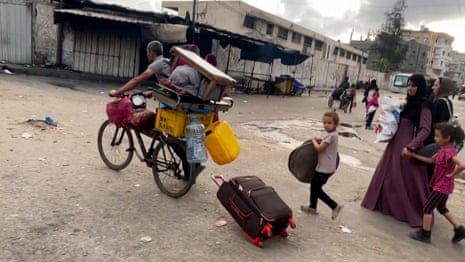 Gaza: hundreds of thousands flee Rafah as Israel ramps up attacks – video report